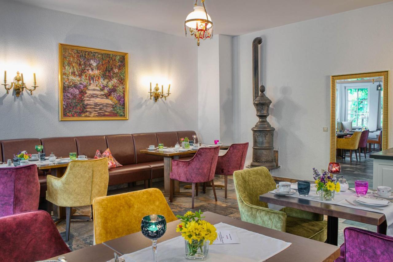 Hotel Lipmann "Am Klosterberg" Байльштайн Екстер'єр фото